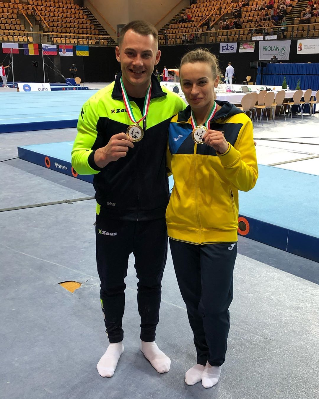 ������� ������� ��������� 3 ������ �� ����� ������