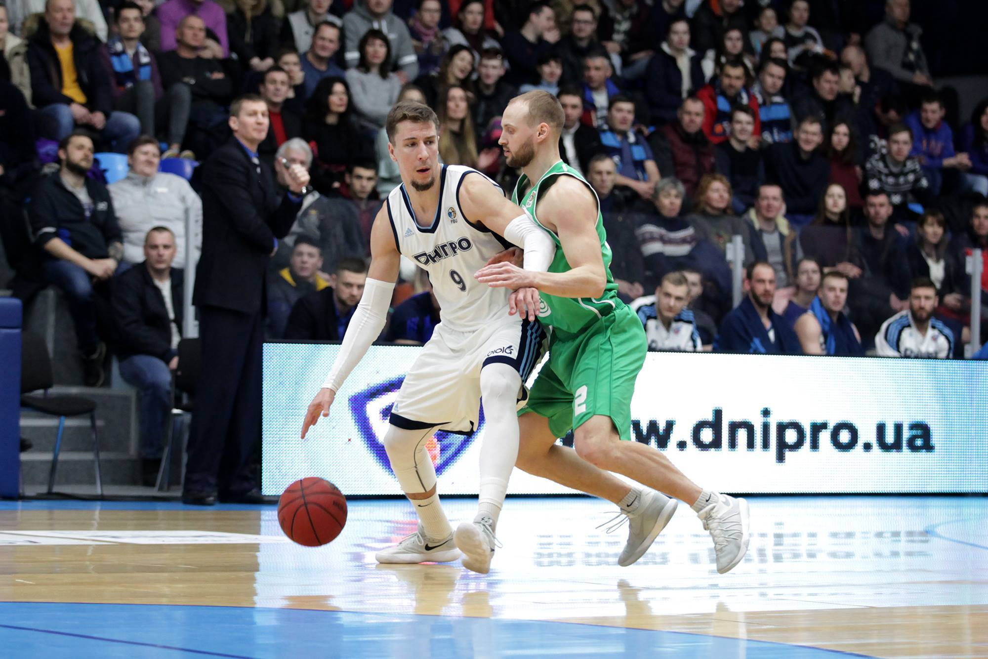 ���������� ��������� �� �����. � ����-��� �������� ����������� �����