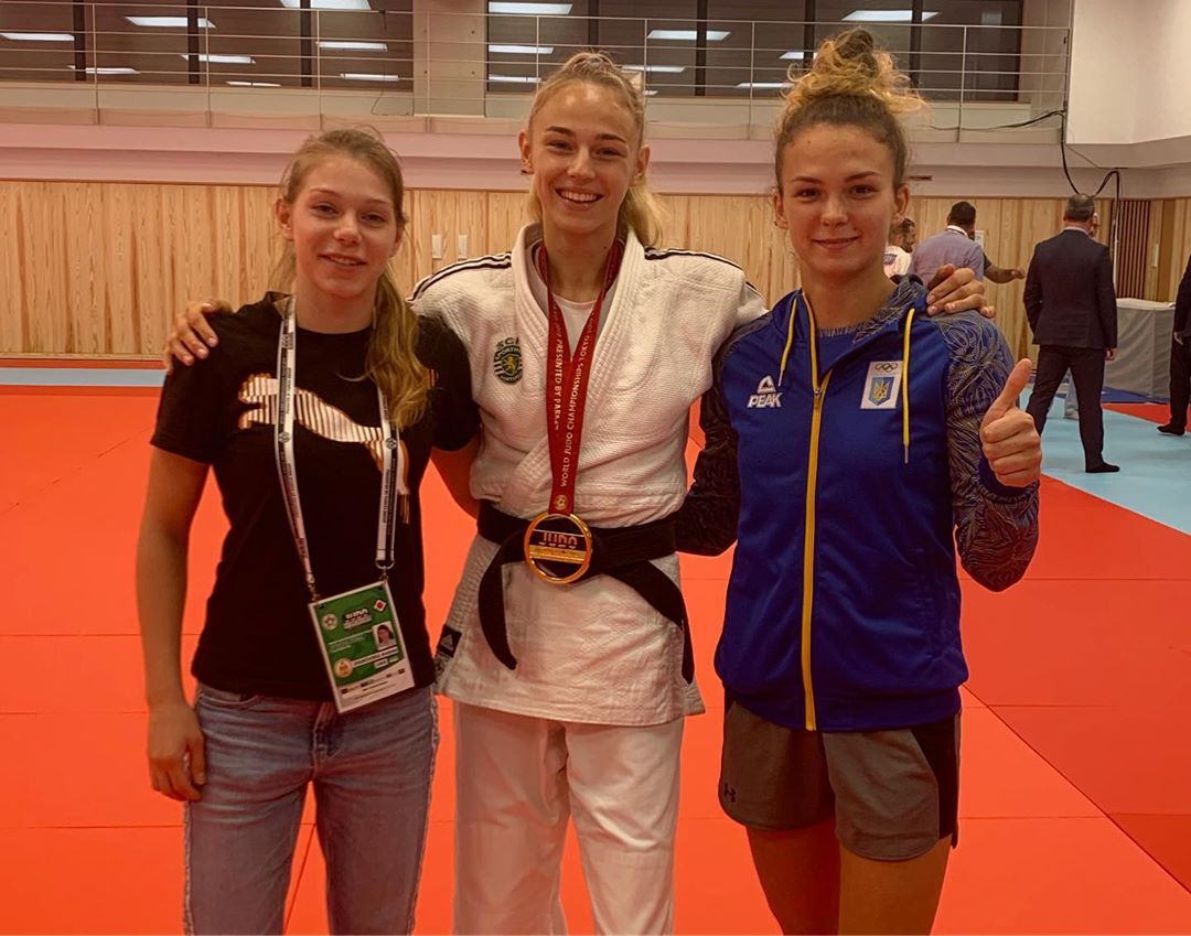 ����� ������� � ������ ����������� ������� � �������