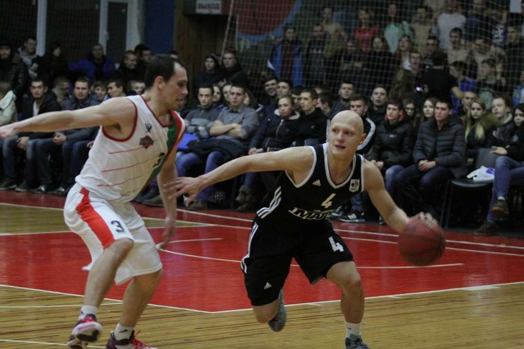 ��������� ����� ��������� ������� �����. �� ����������� ������ (��������) � �� ��������� (������ ���)