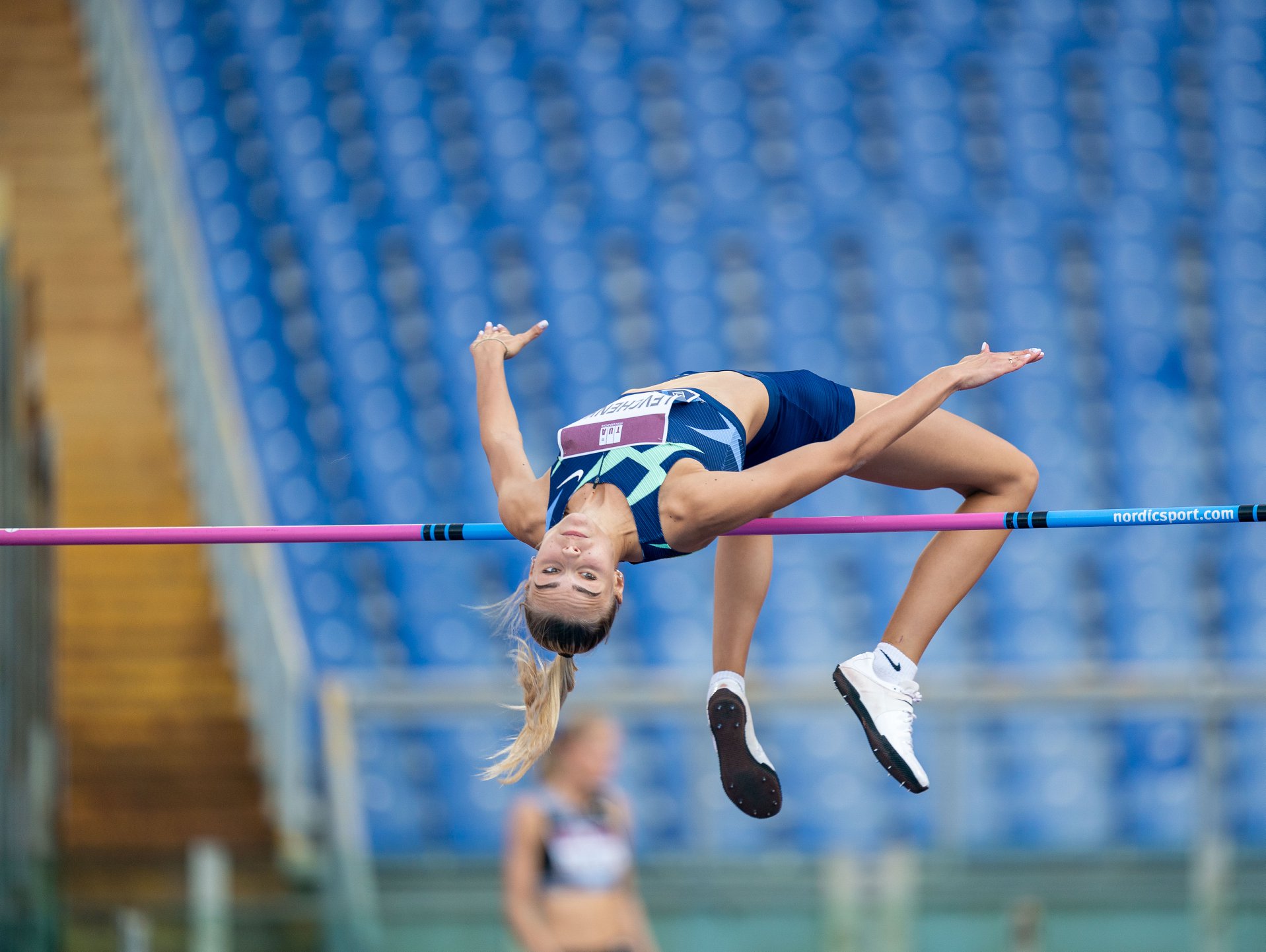 ���������� ������������ ������������ �� ������� � ������