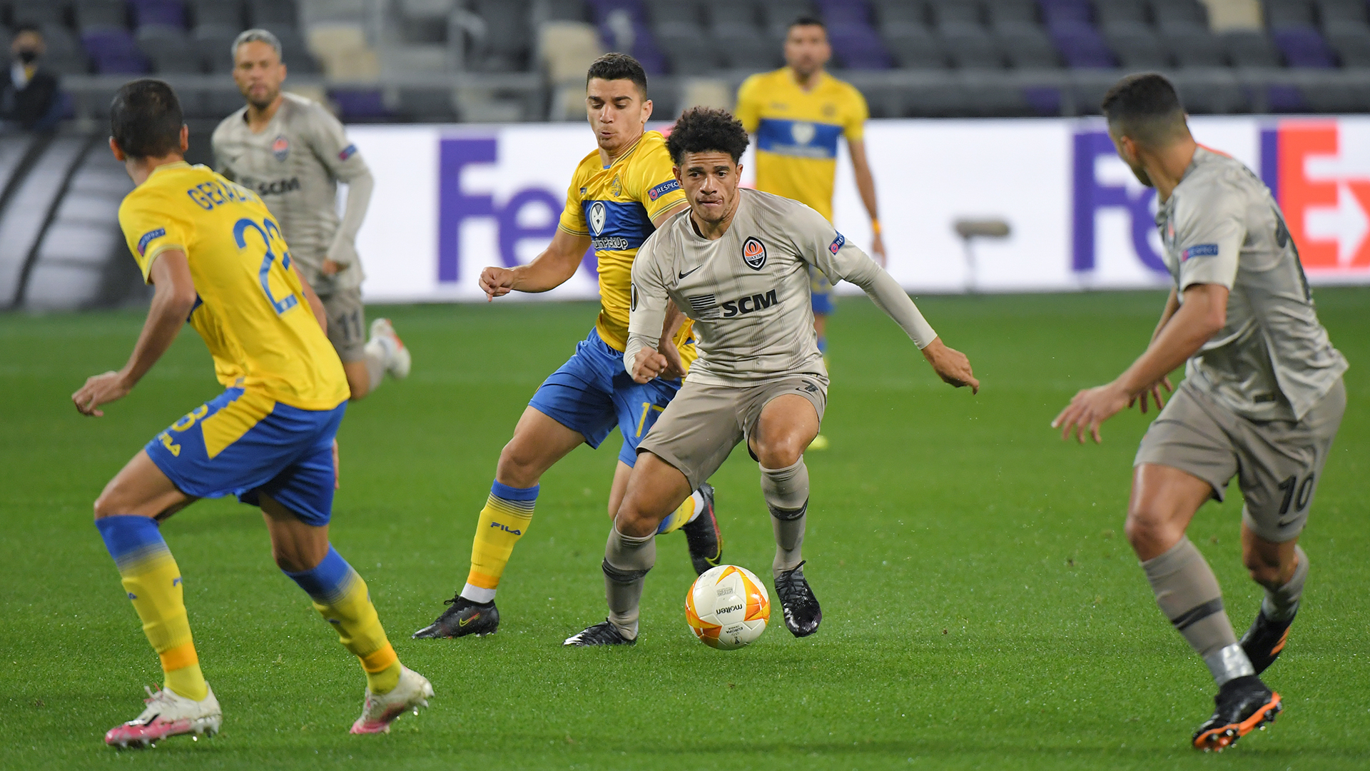 ������ ����� ����������� � ���� ������ � ������