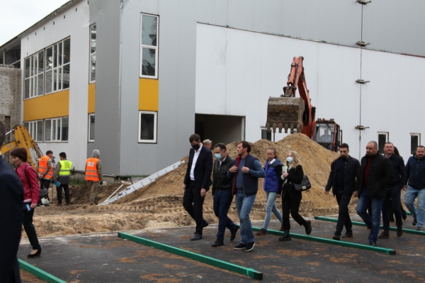 ����� ������� ����� ��������� ������������� �������������� � ����